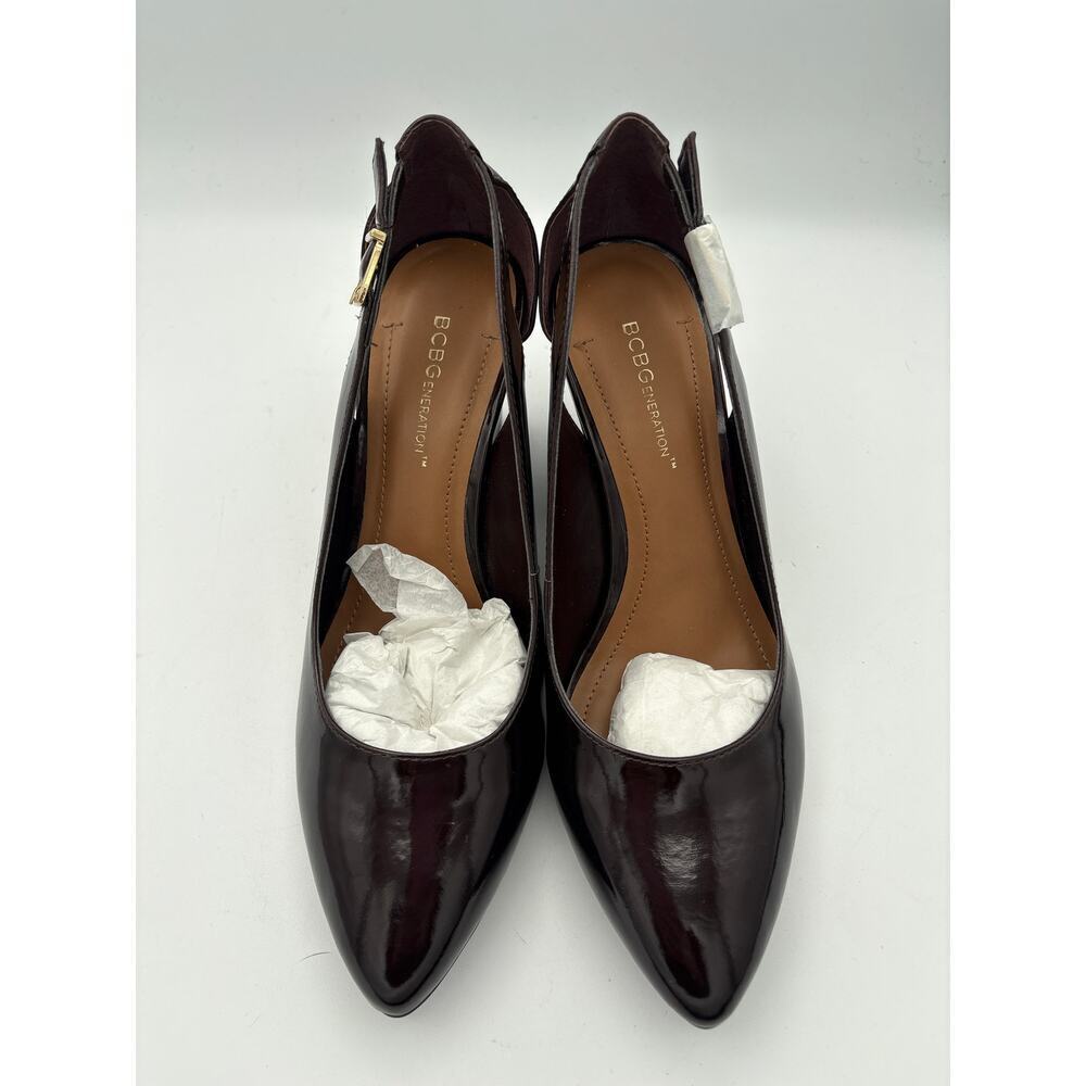 Women’s BCBG Eneration Size 8.5 Dark Red Brown Shimmery Patent Leather Wedges